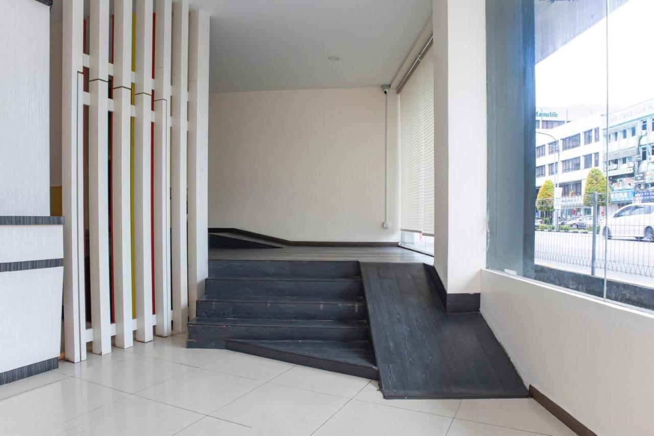 Oyo 90251 Hotel Malaysia Sibu Exterior photo